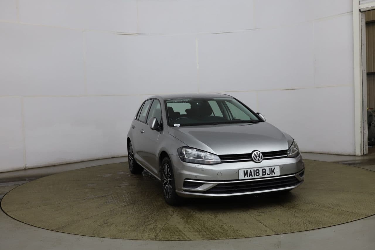 Volkswagen Golf 1.4 TSI SE Nav view 1