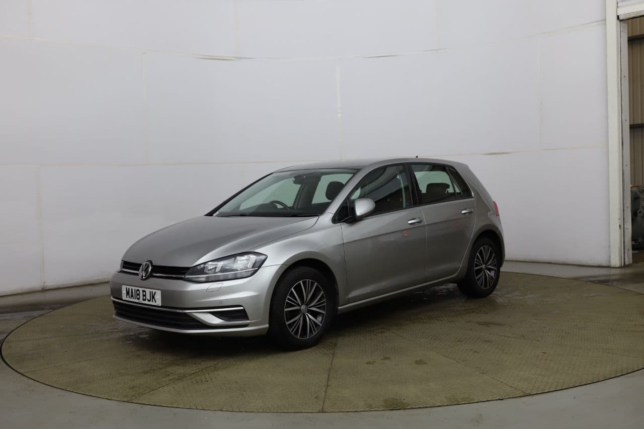 Volkswagen Golf 1.4 TSI SE Nav — image 3