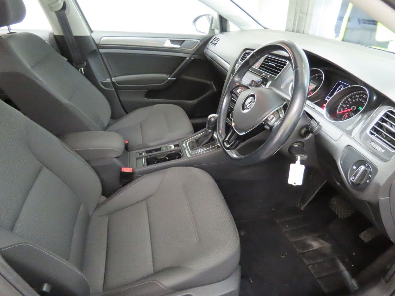 Volkswagen Golf 1.4 TSI SE Nav — image 7