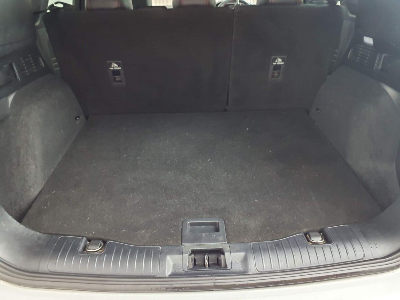 Ford Kuga 2.5 Duratec 14.4kWh ST-Line X Edition — image 11