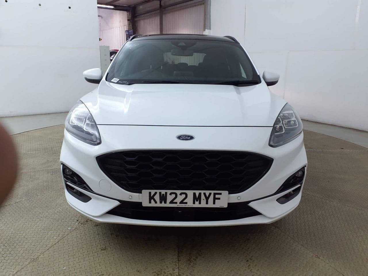 Ford Kuga 2.5 Duratec 14.4kWh ST-Line X Edition — image 2