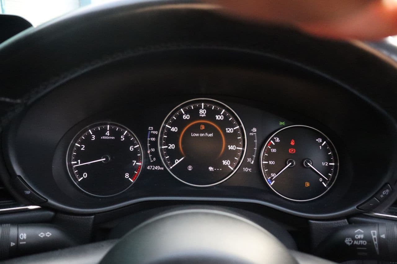 Mazda CX-30 2.0 e-SKYACTIV G MHEV Sport Lux — image 6