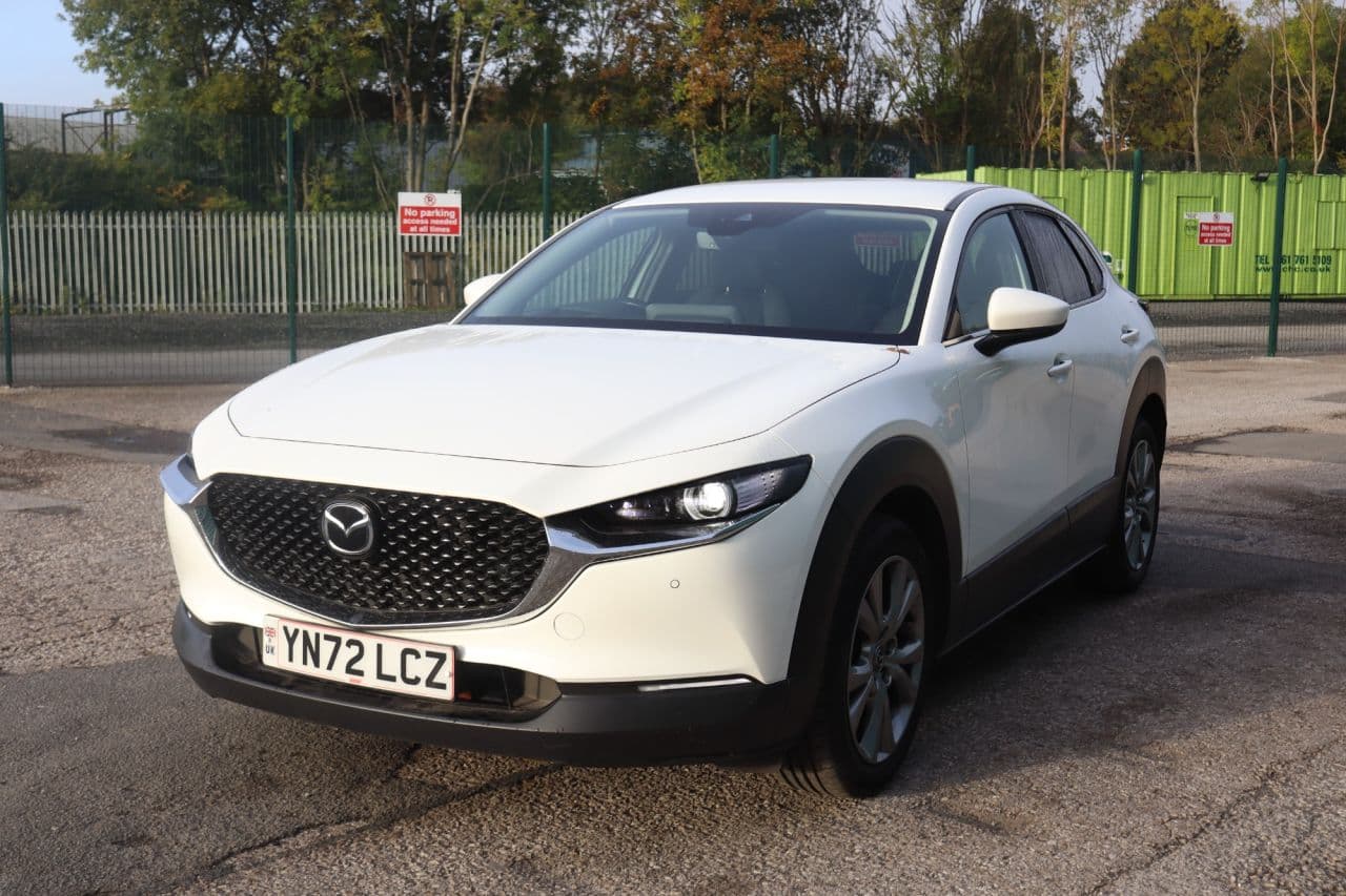Mazda CX-30 2.0 e-SKYACTIV G MHEV Sport Lux — image 2