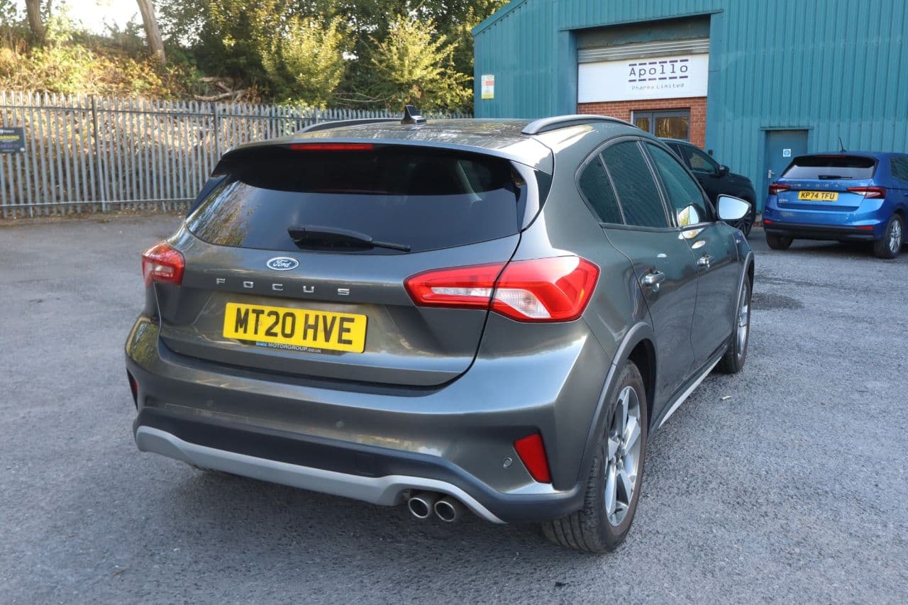 Ford Focus 1.0T EcoBoost Active — image 4