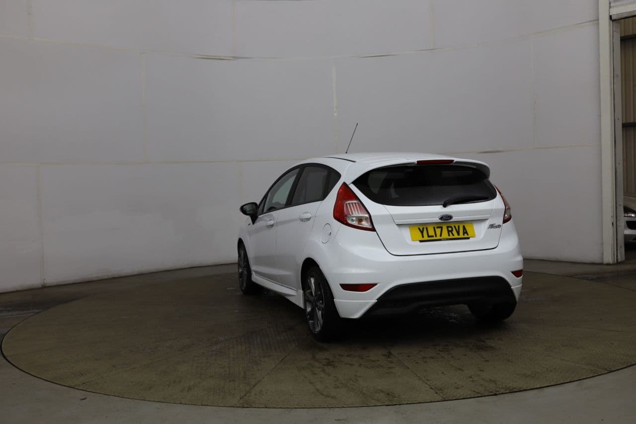 Ford Fiesta 1.5 TDCi ST-Line — image 5