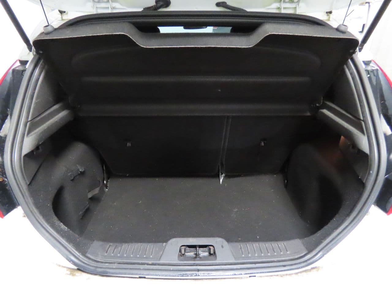 Ford Fiesta 1.5 TDCi ST-Line — image 12