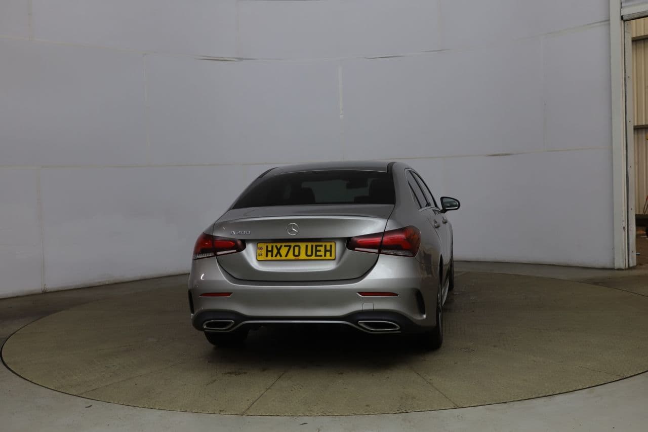 Mercedes-Benz A Class 1.3 A200 AMG Line — image 4