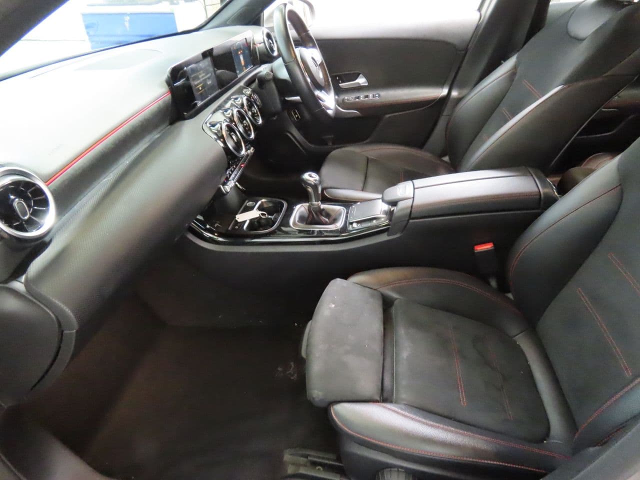 Mercedes-Benz A Class 1.3 A200 AMG Line — image 8