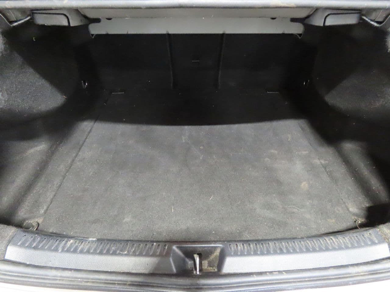 Mercedes-Benz A Class 1.3 A200 AMG Line — image 10