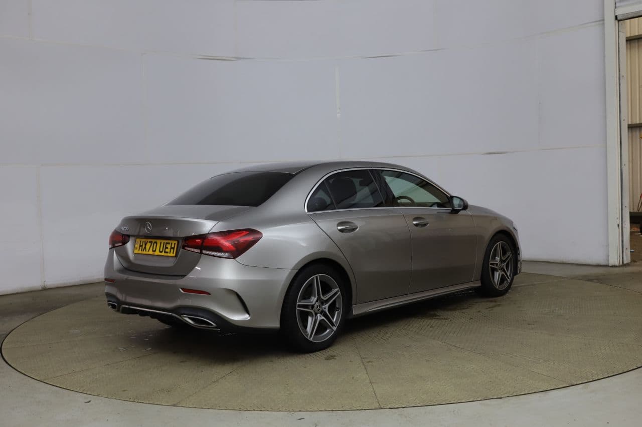 Mercedes-Benz A Class 1.3 A200 AMG Line — image 6