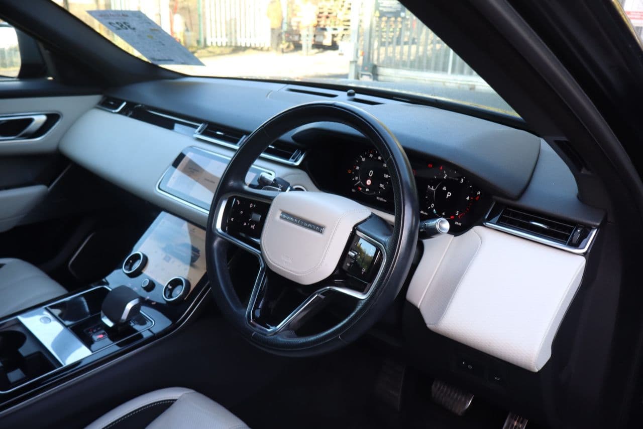 Land Rover Range Rover Velar 2.0 D200 MHEV R-Dynamic SE — image 5