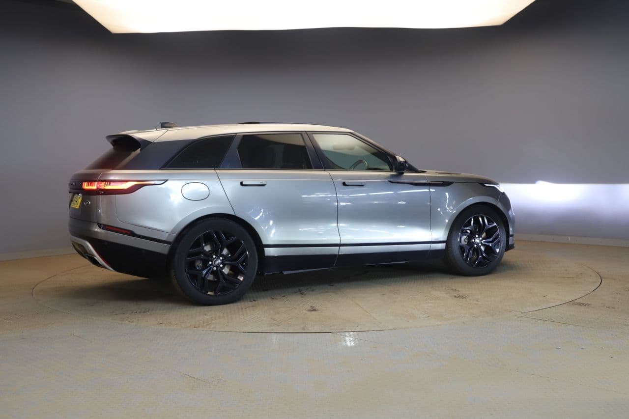 Land Rover Range Rover Velar 2.0 P300 R-Dynamic HSE — image 5