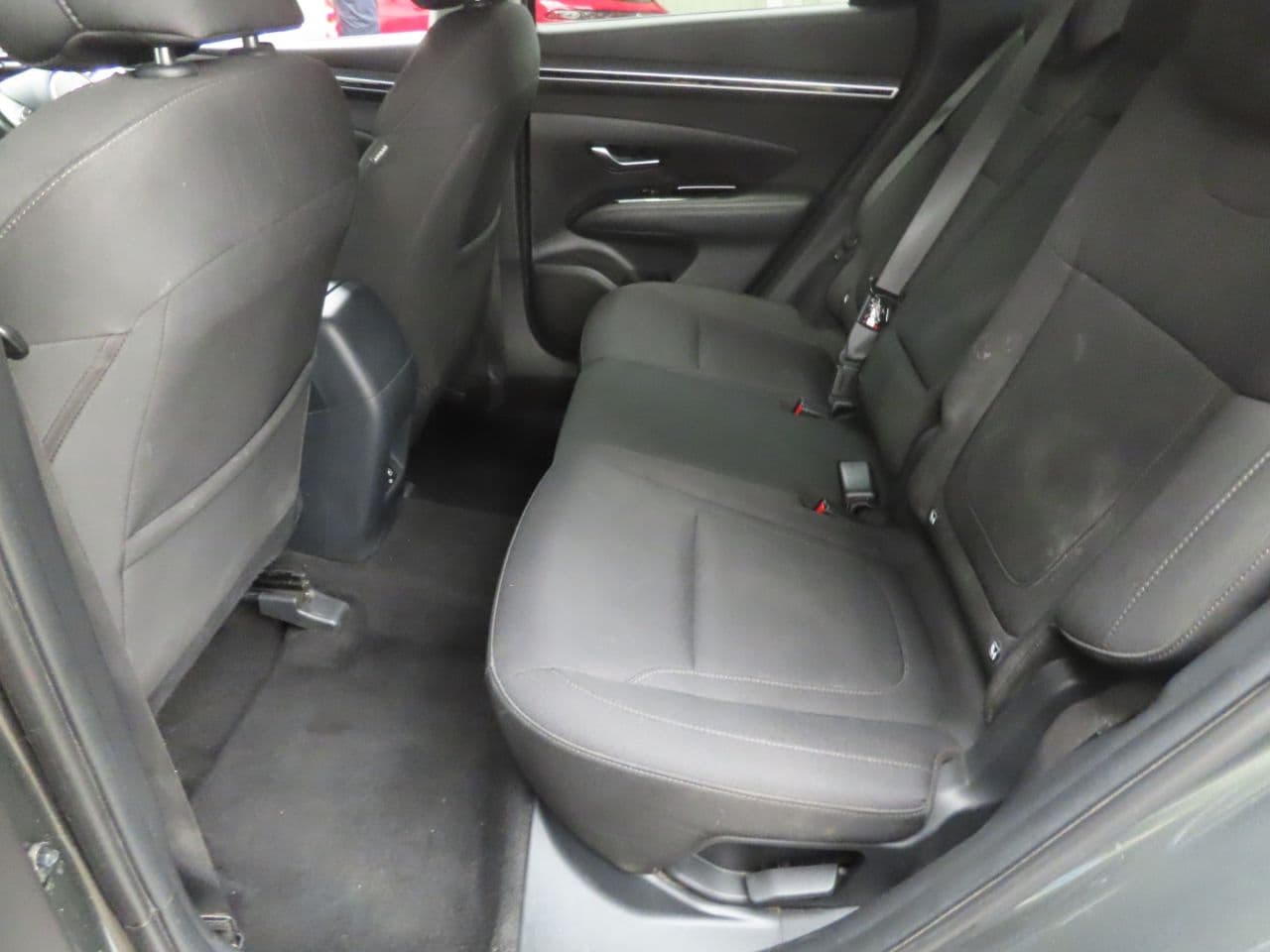 Hyundai Tucson 1.6 T-GDi SE Connect — image 12