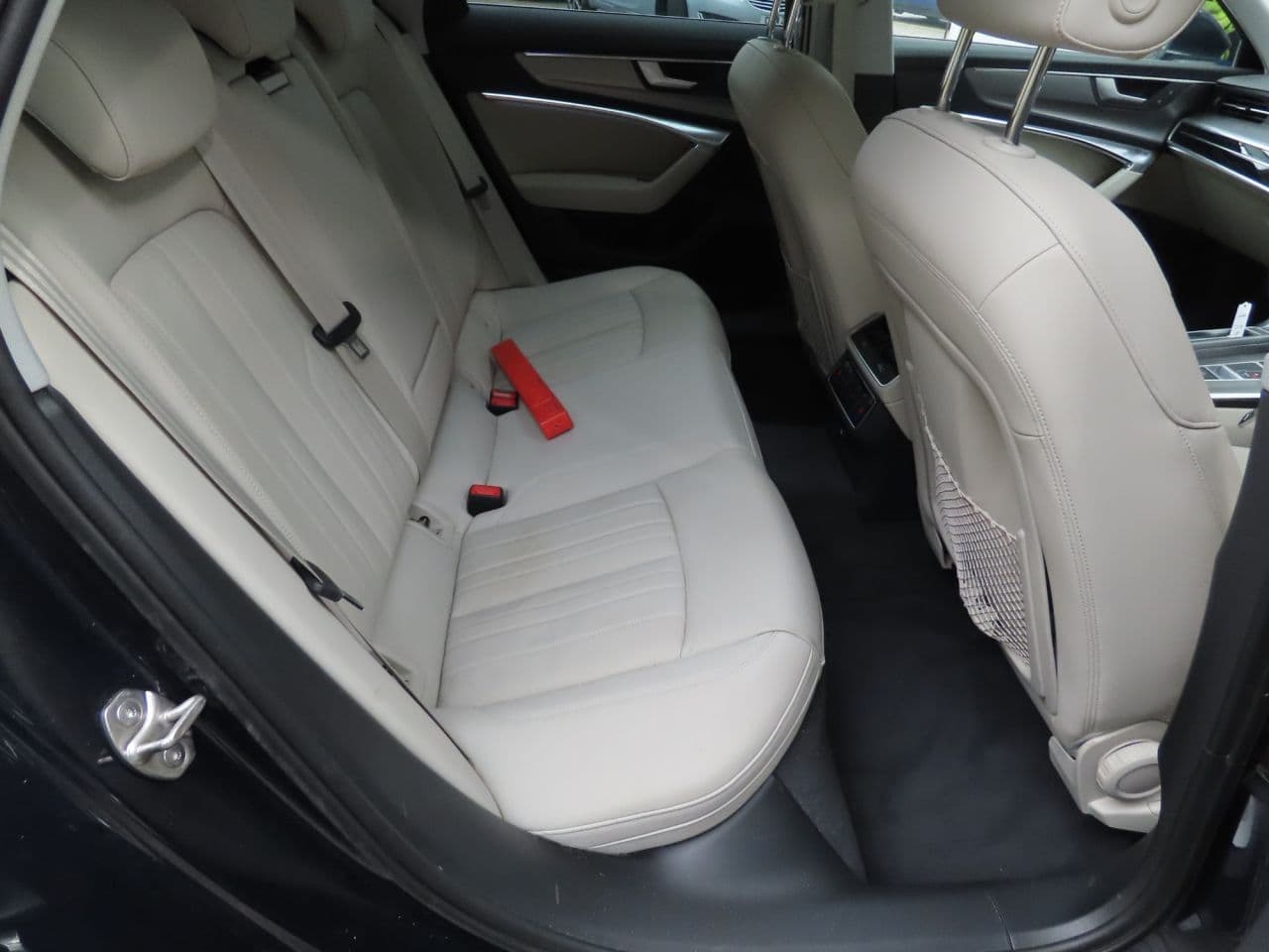 Audi A6 Avant 2.0 TFSIe 50 Sport — image 11