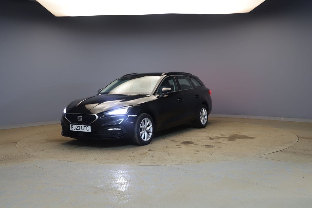 Seat Leon 1.0 eTSI MHEV SE — image 3