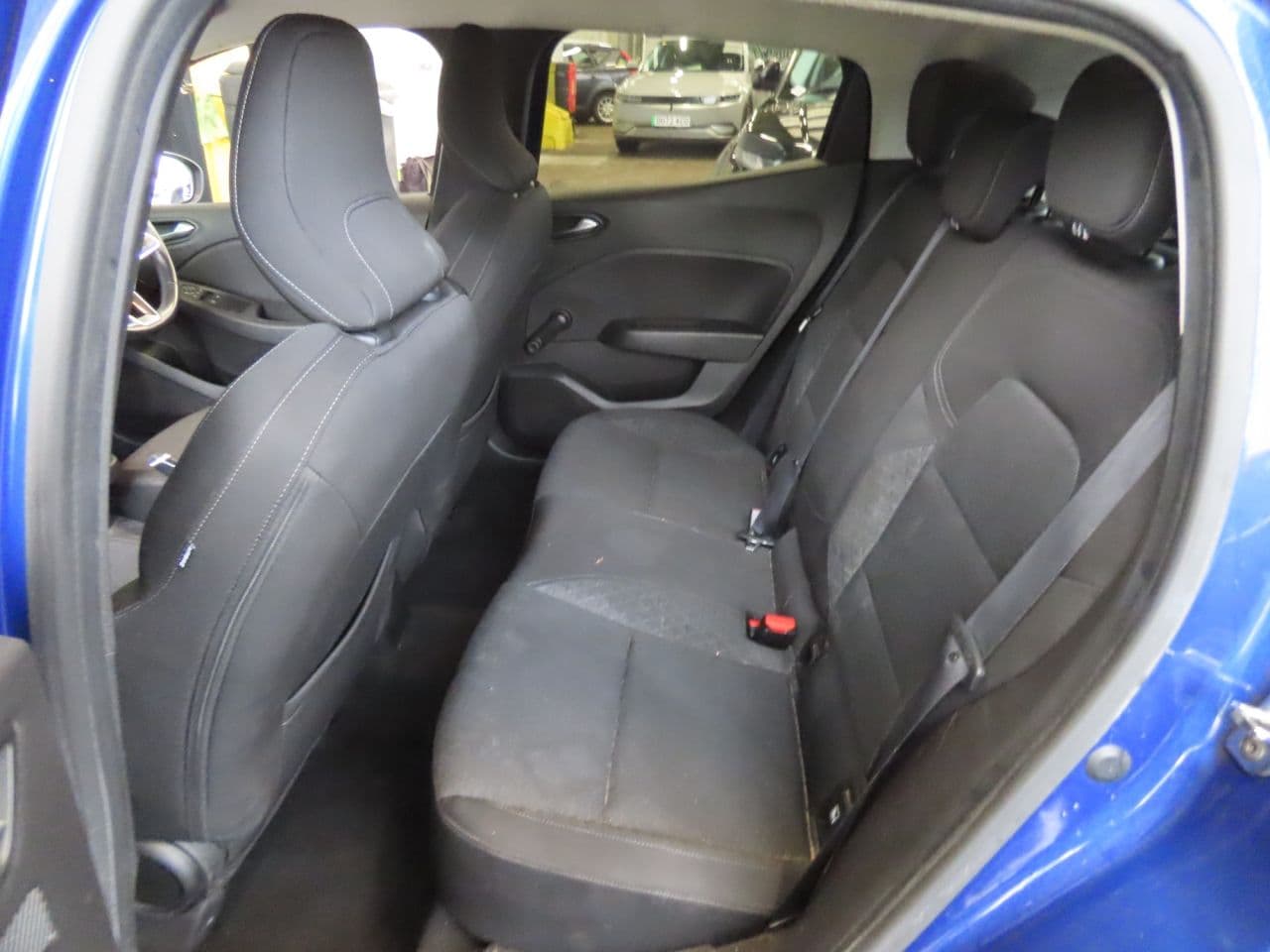 Renault Clio 1.0 TCe Iconic — image 10