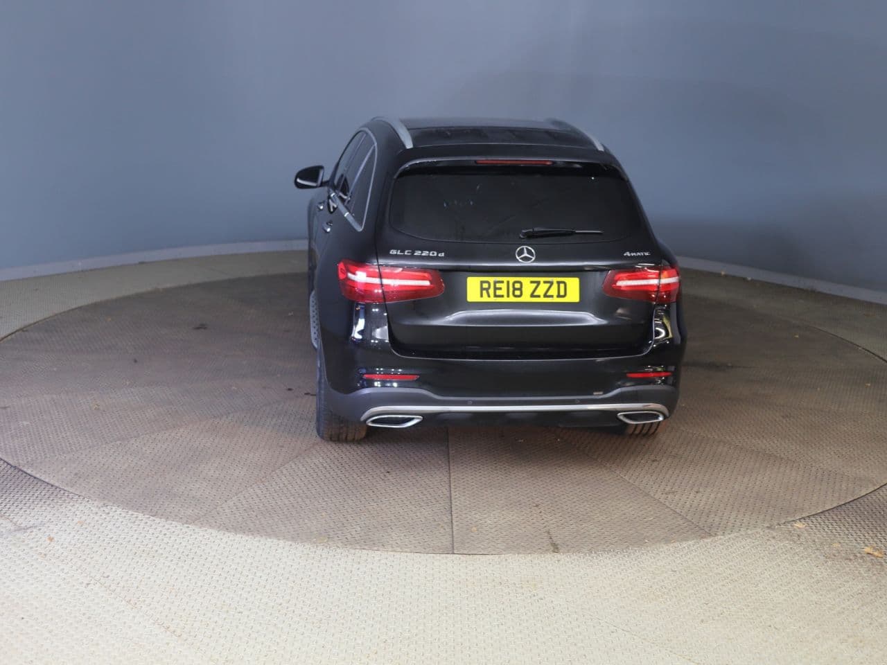 Mercedes-Benz Glc 2.1 GLC220d AMG Line (Premium) — image 4