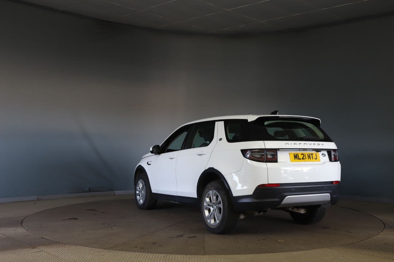 Land Rover Discovery Sport 2.0 D165 S — image 5