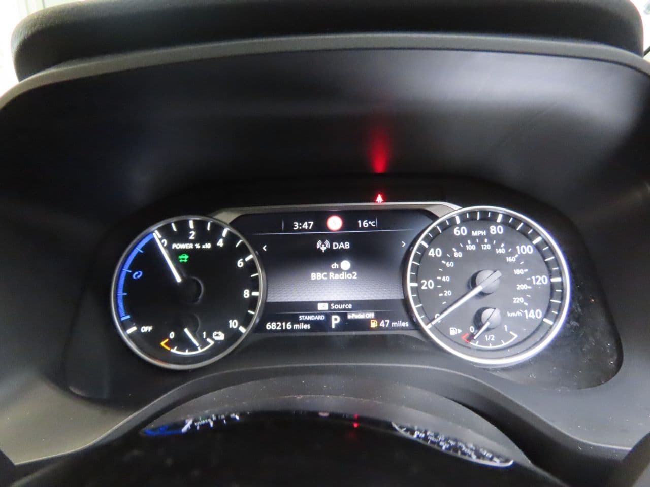 Nissan Qashqai 1.5 h e-POWER Acenta Premium — image 9