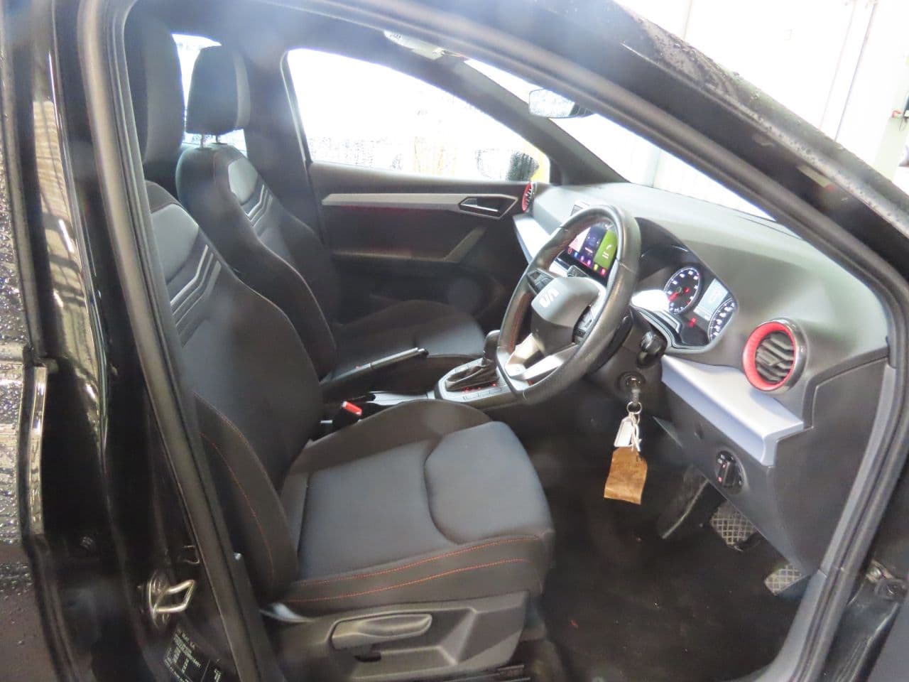 Seat Ibiza 1.0 TSI FR — image 7
