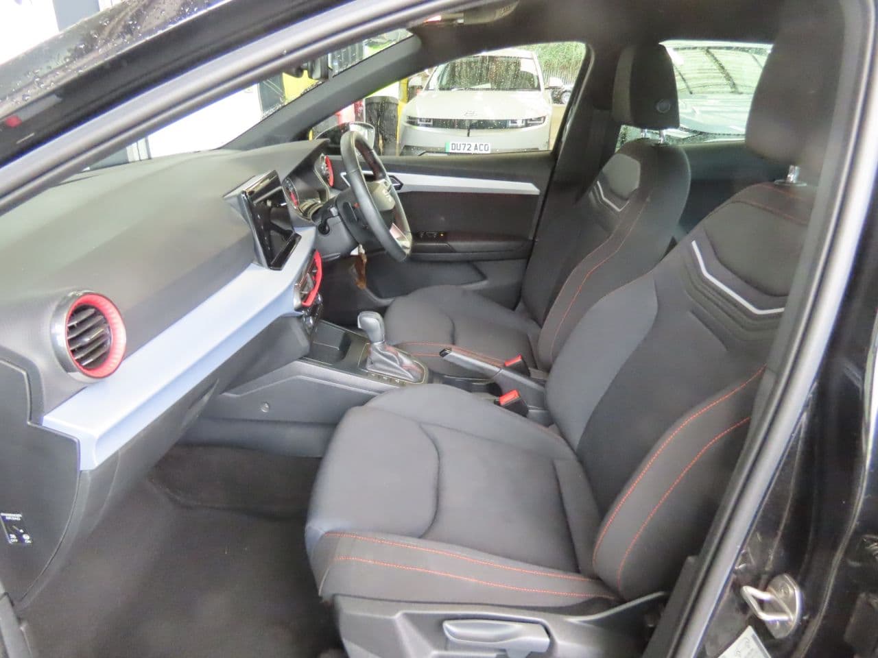 Seat Ibiza 1.0 TSI FR — image 8
