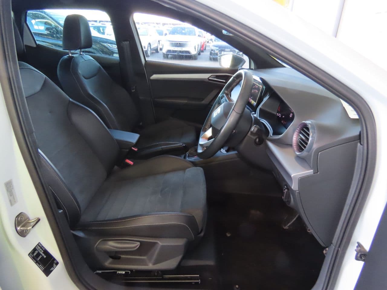 Seat Ibiza 1.0 TSI XCELLENCE — image 7