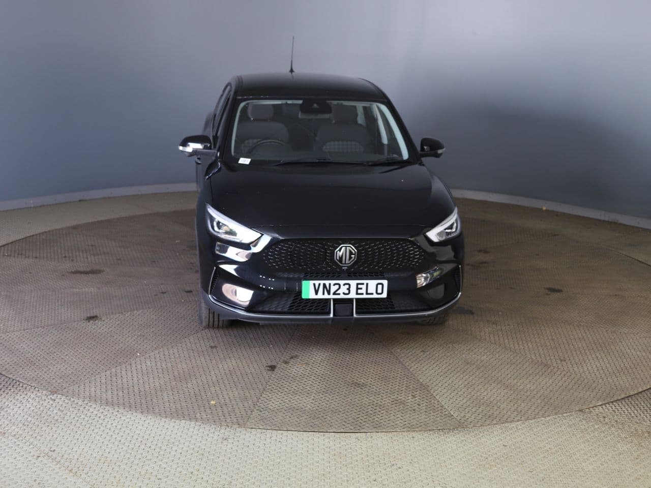 MG MG Zs 72.6kWh SE Long Range — image 2
