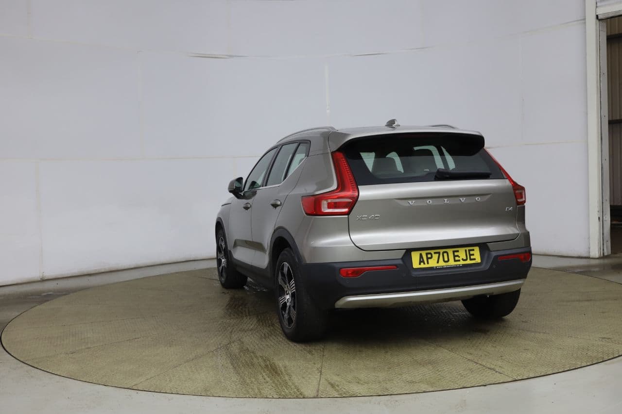 Volvo XC40 2.0 B4 MHEV Inscription — image 5