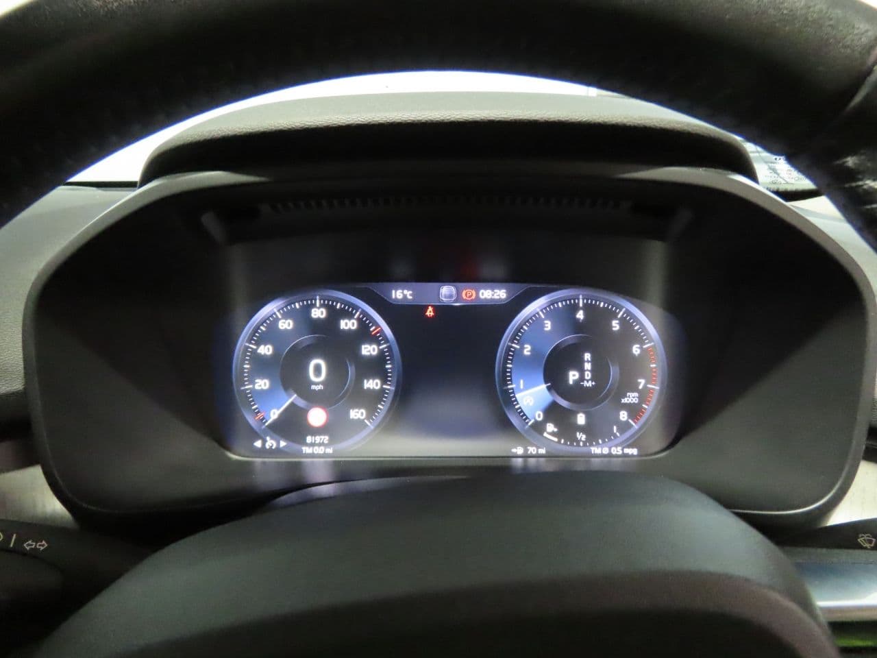 Volvo XC40 2.0 B4 MHEV Inscription — image 9