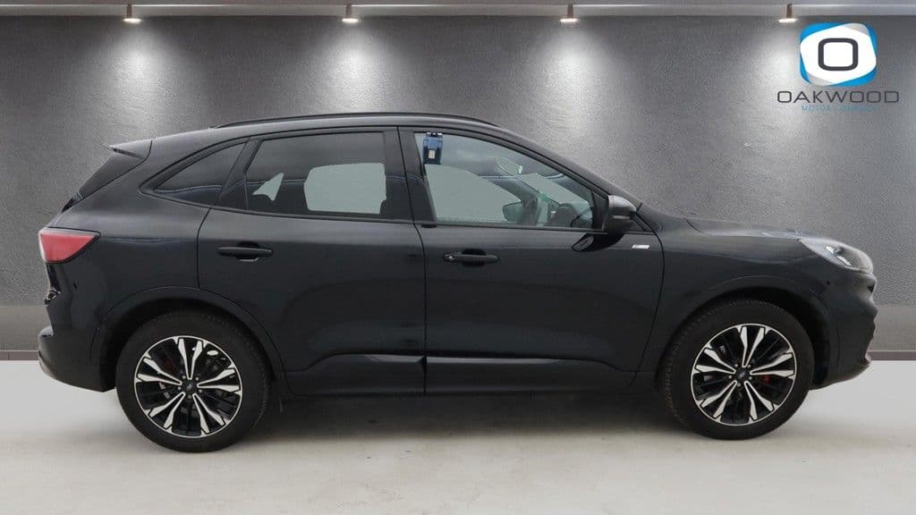 Ford Kuga 2.5 Duratec 14.4kWh ST-Line X Edition — image 5