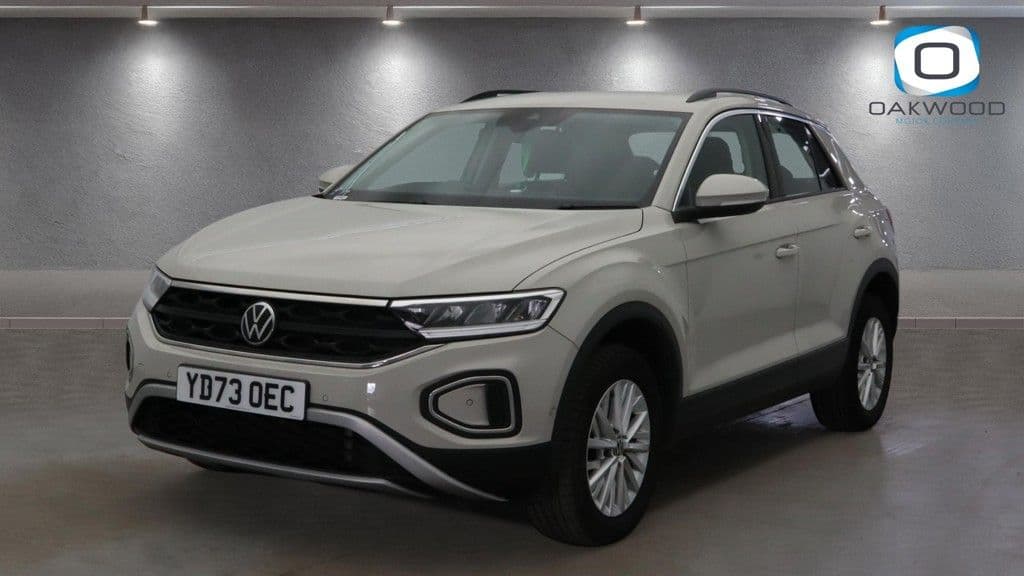 Volkswagen T-Roc 1.5 TSI Life — image 2