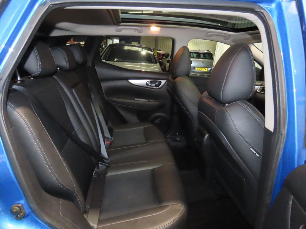 Nissan Qashqai 1.3 DIG-T N-Connecta — image 11