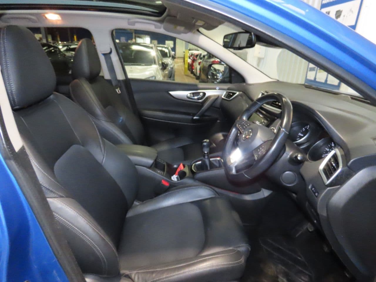 Nissan Qashqai 1.3 DIG-T N-Connecta — image 7