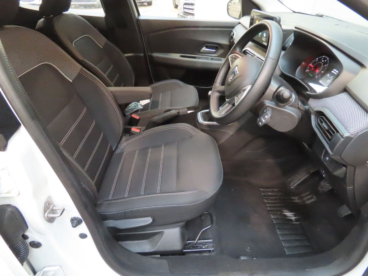 Dacia Sandero 1.0 TCe Comfort — image 5