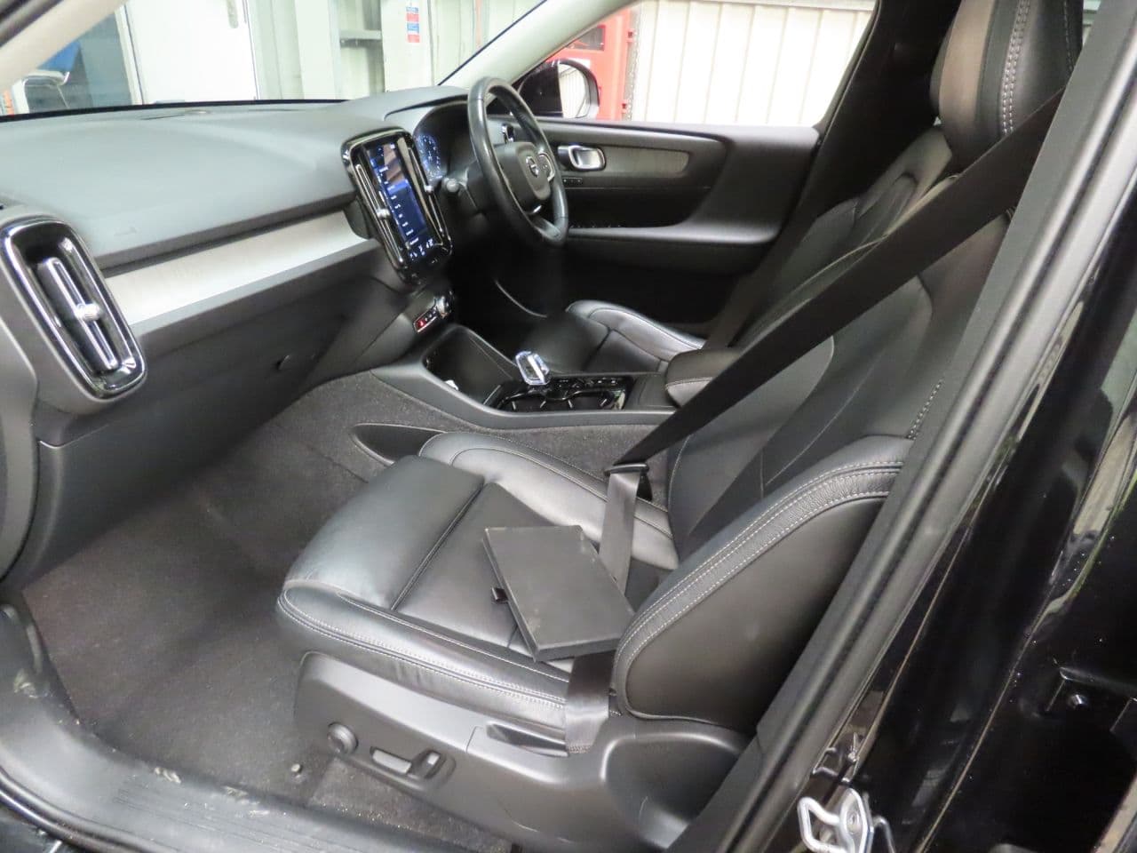 Volvo XC40 1.5 T3 Inscription Pro — image 8