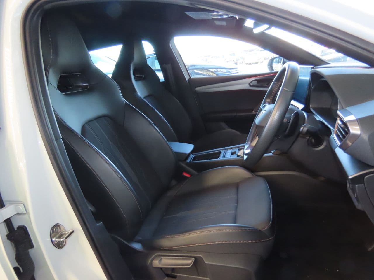 Cupra Leon 2.0 TSI VZ2 — image 7
