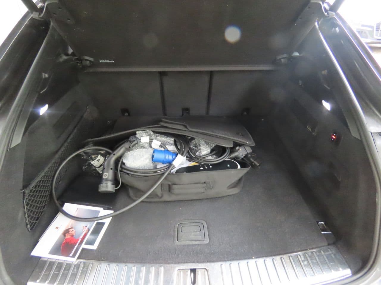 Porsche Cayenne 3.0 V6 E-Hybrid 17.9kWh — image 12