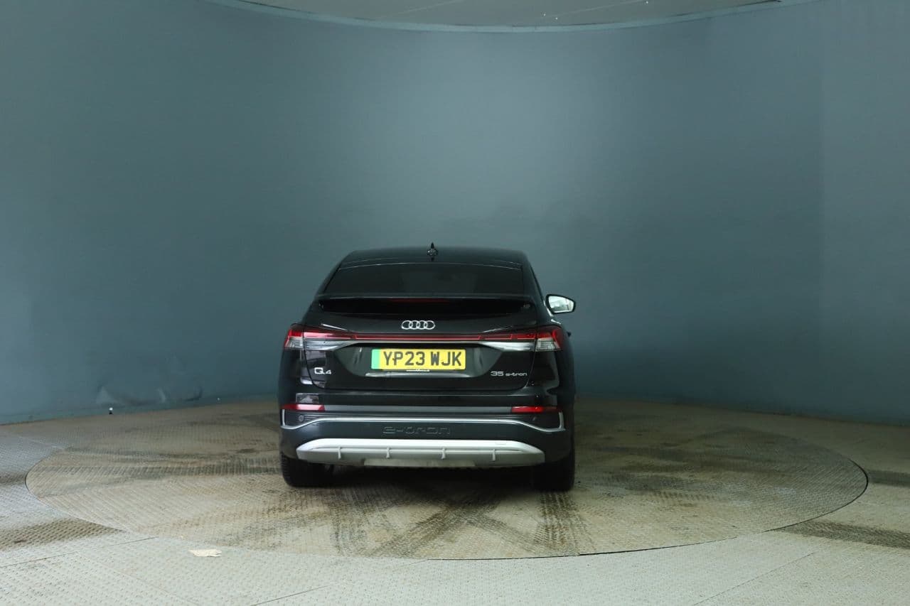Audi Q4 E-Tron 35 S line Sportback — image 4