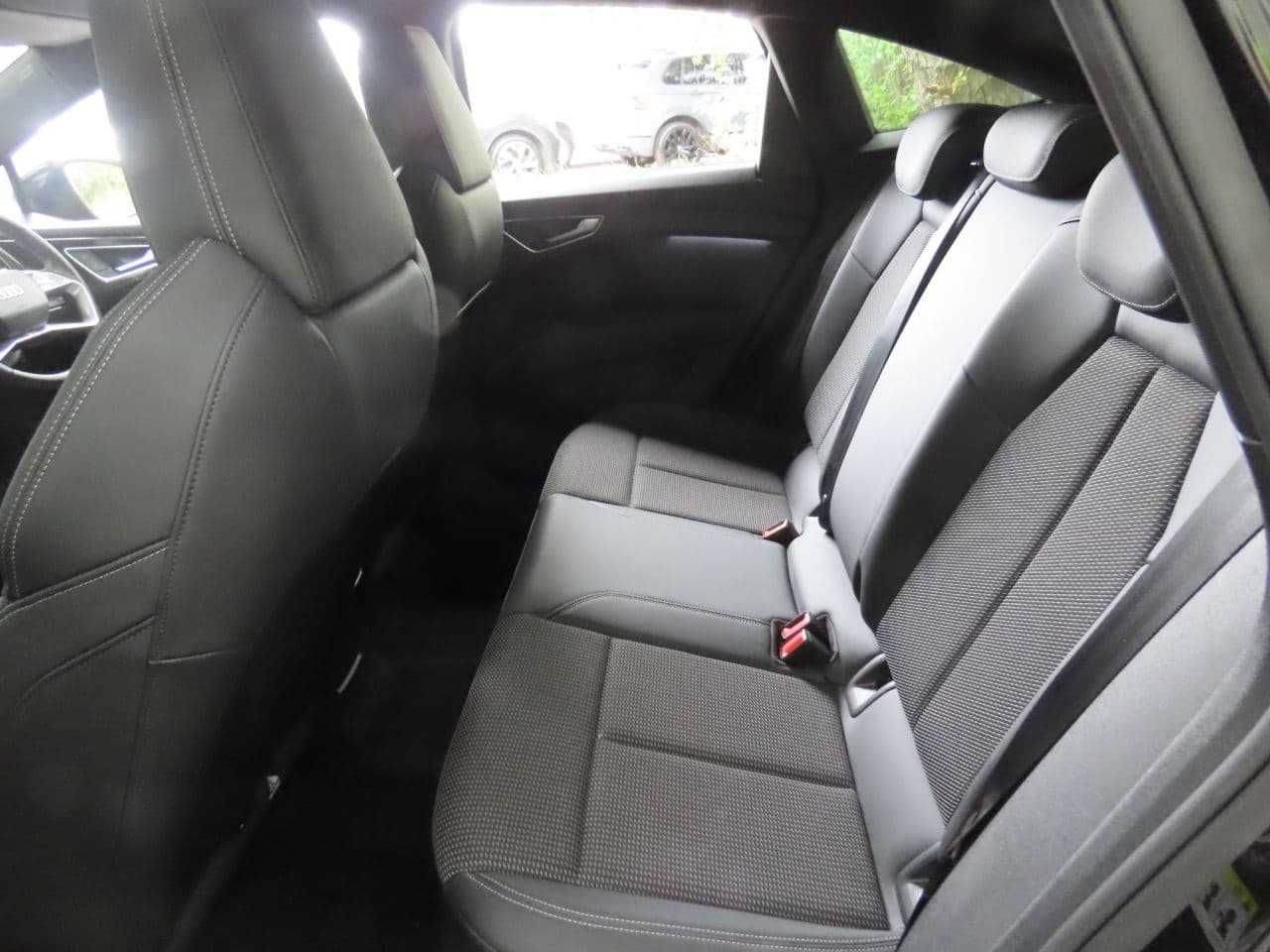 Audi Q4 E-Tron 35 S line Sportback — image 10