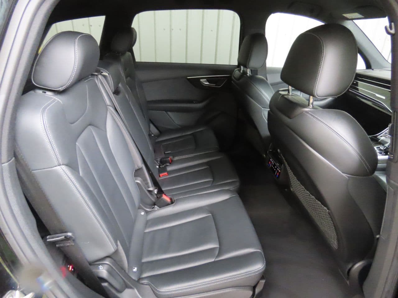 Audi Q7 3.0 TFSI V6 55 Black Edition — image 11