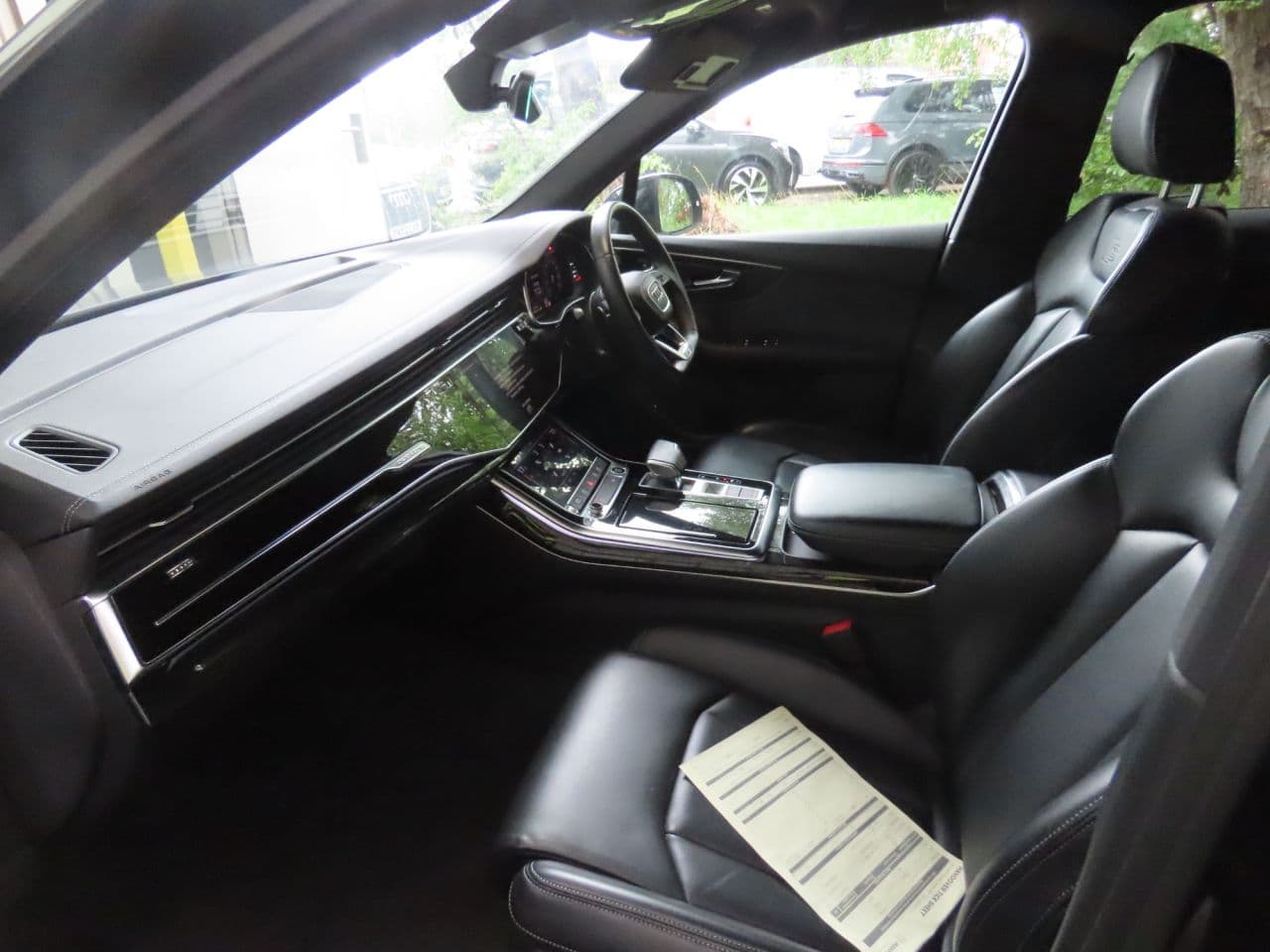 Audi Q7 3.0 TFSI V6 55 Black Edition — image 8