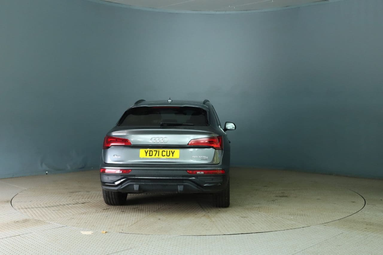 Audi Q5 2.0 TFSIe 50 Edition 1 Sportback — image 4