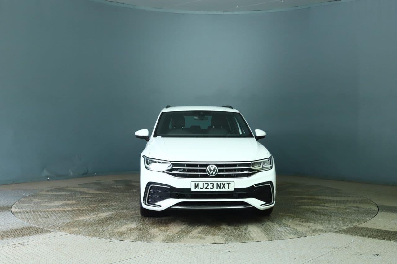 Volkswagen Tiguan 1.5 TSI R-Line — image 2
