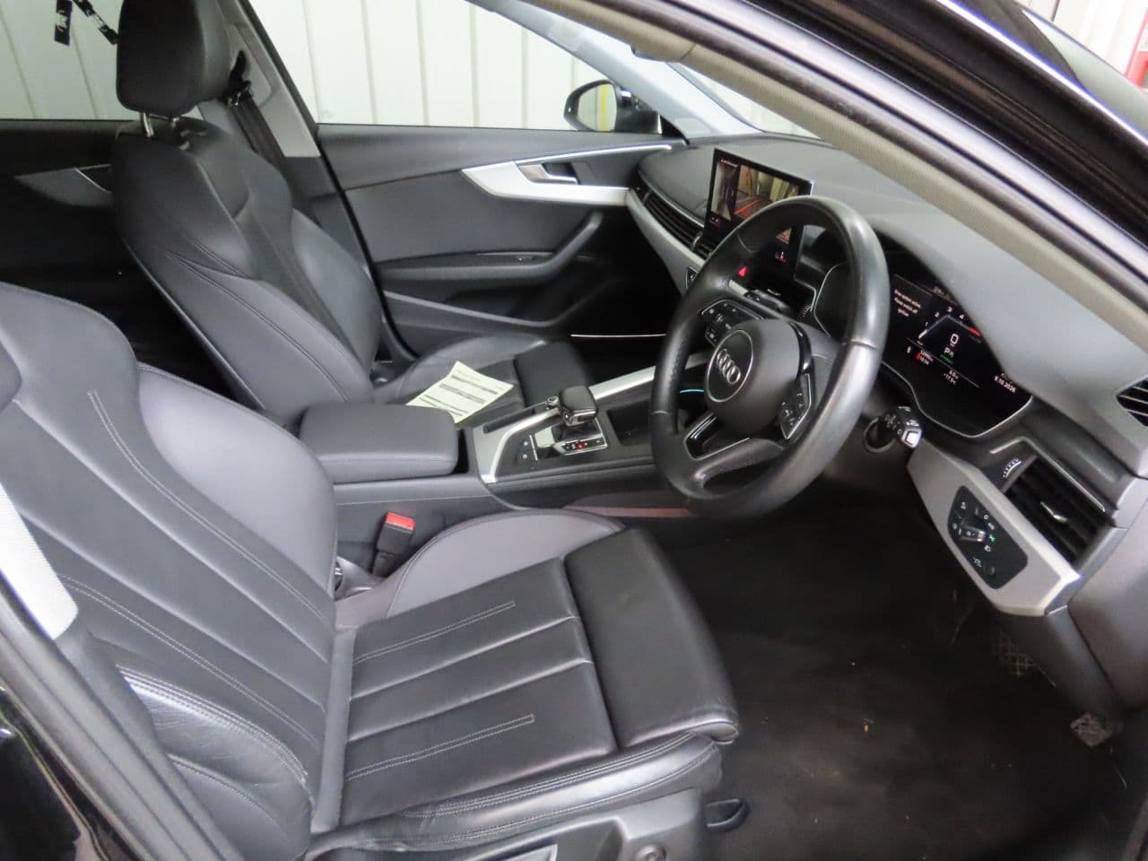 Audi A4 Avant 2.0 TDI 30 Sport Edition — image 7