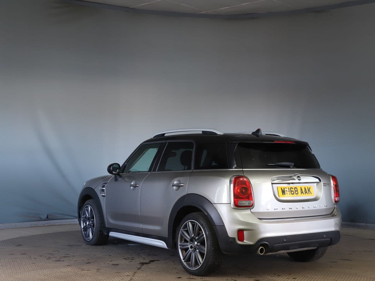 Mini Countryman 1.5 Cooper Exclusive — image 5