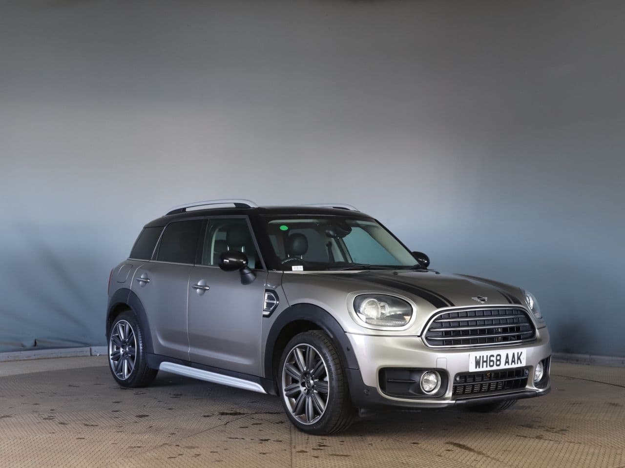 Mini Countryman 1.5 Cooper Exclusive — image 1