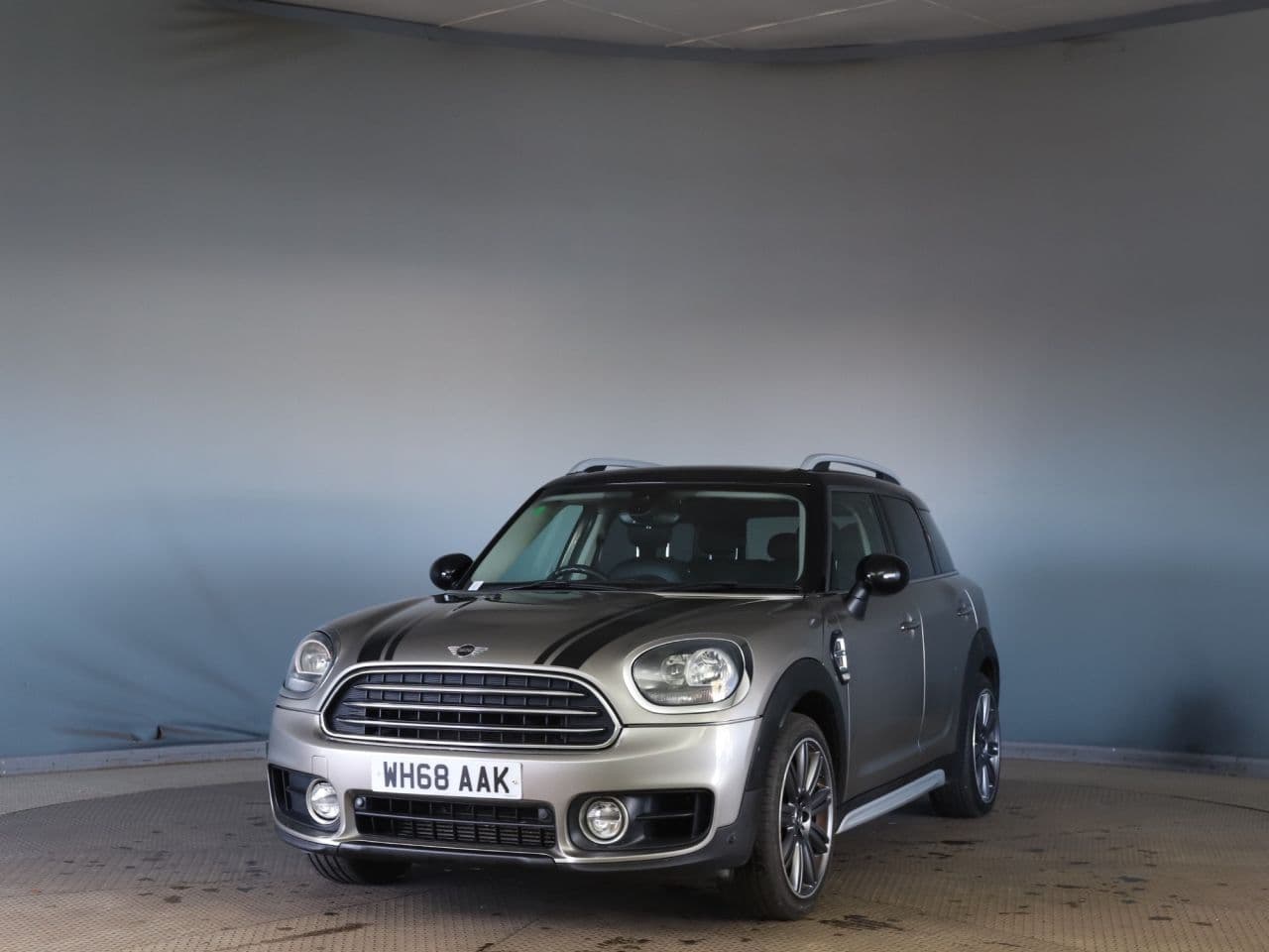 Mini Countryman 1.5 Cooper Exclusive — image 3