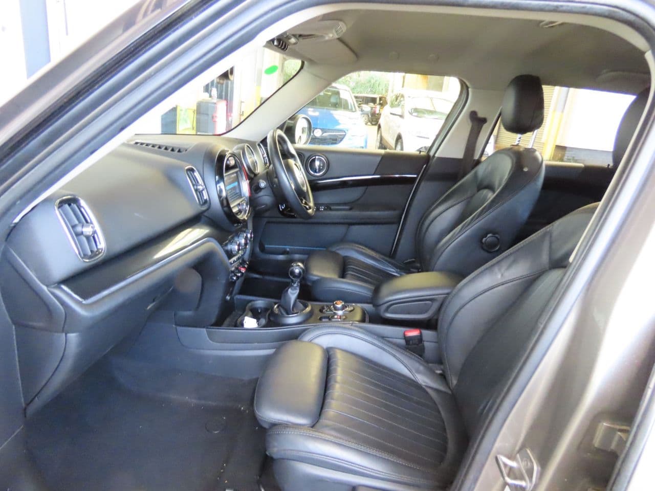 Mini Countryman 1.5 Cooper Exclusive — image 8