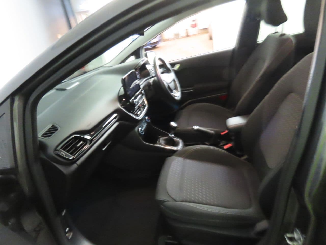 Ford Fiesta 1.0T EcoBoost GPF Titanium — image 8