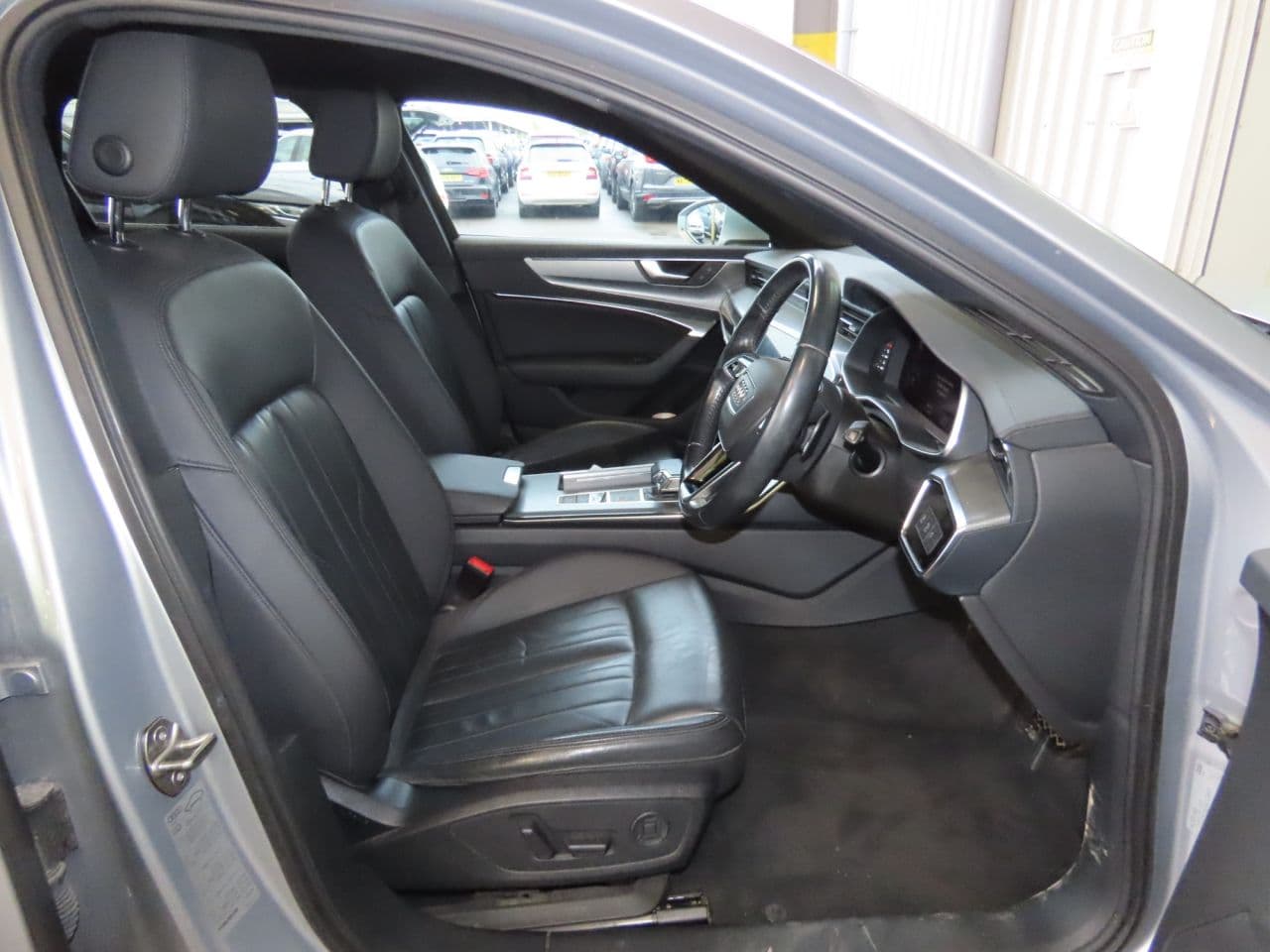 Audi A6 Allroad 3.0 TDI V6 45 Sport — image 7
